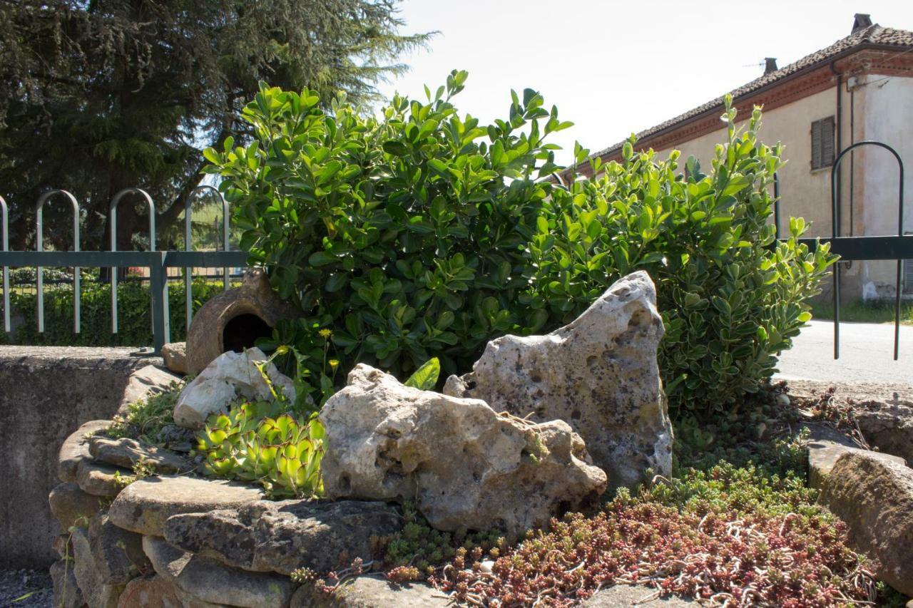 Alla Corte Dei Caretto Neive Exterior photo